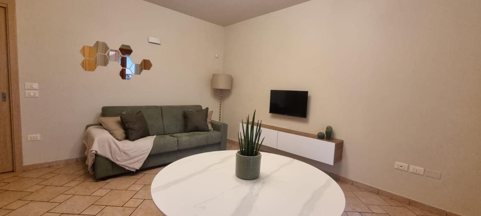 Hoya Apartment Sirmione Bagian luar foto