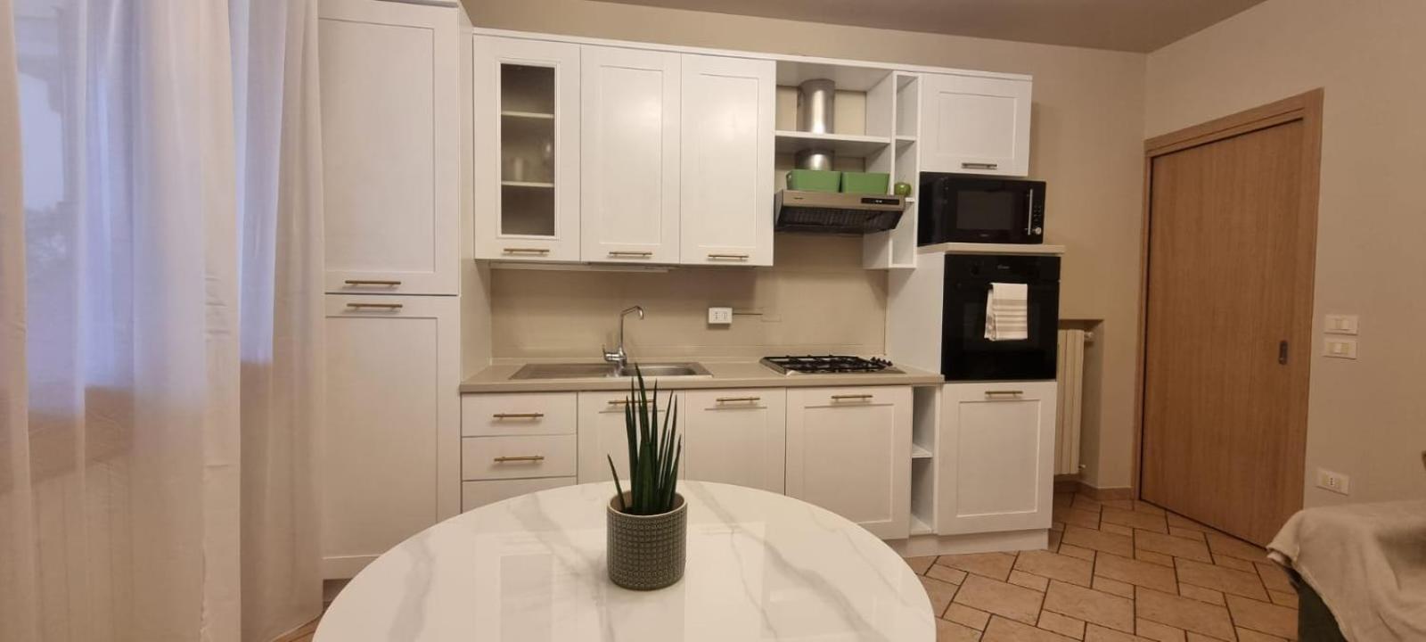 Hoya Apartment Sirmione Bagian luar foto
