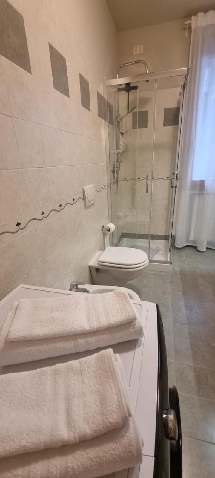 Hoya Apartment Sirmione Bagian luar foto