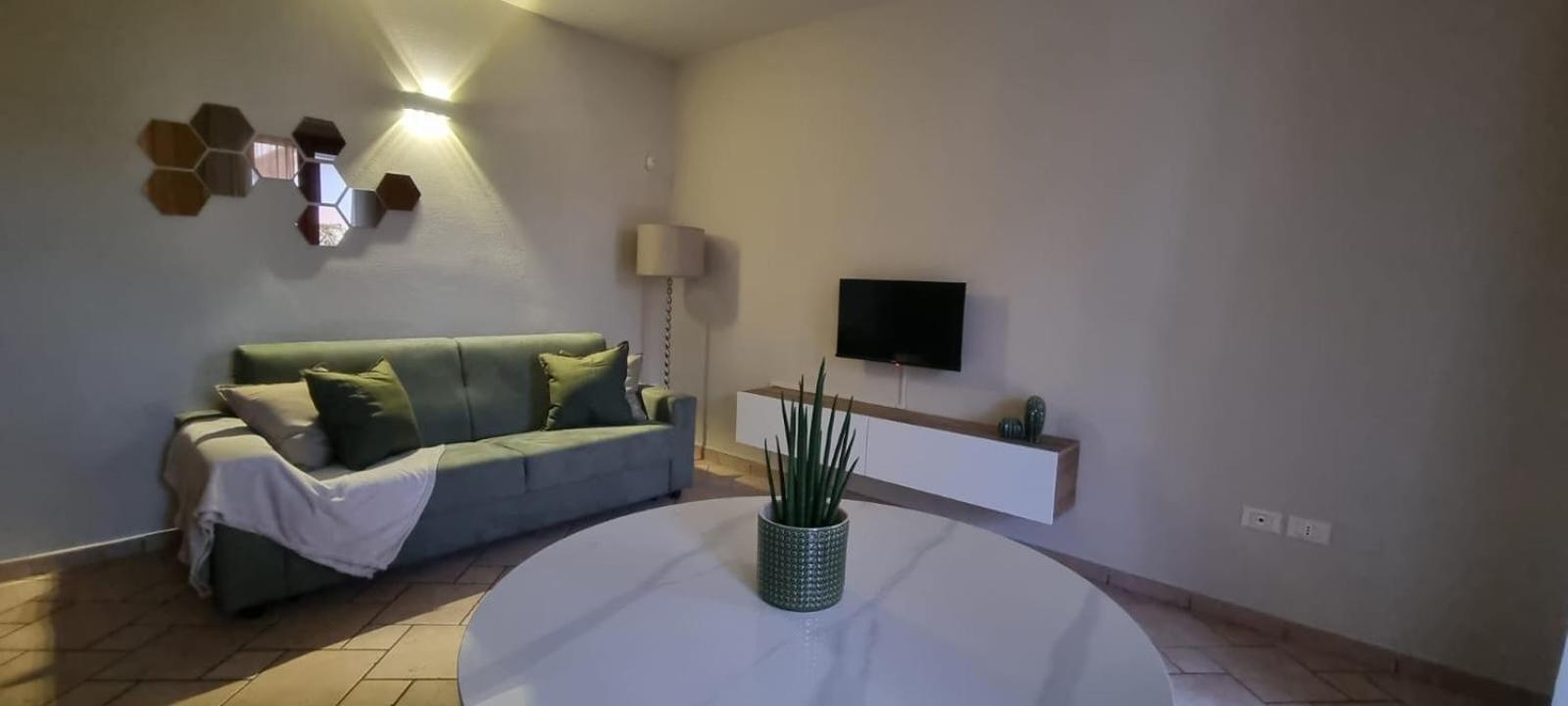 Hoya Apartment Sirmione Bagian luar foto