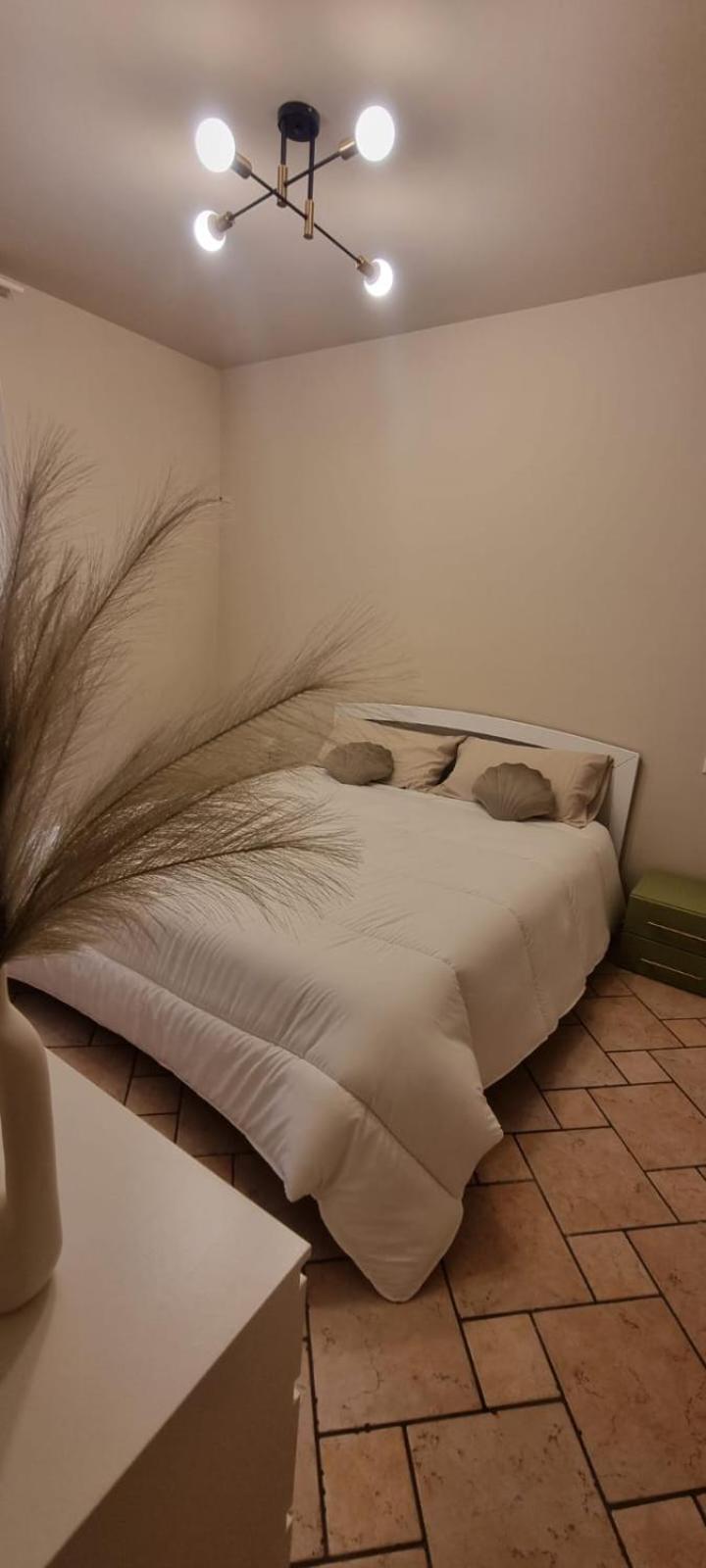 Hoya Apartment Sirmione Bagian luar foto