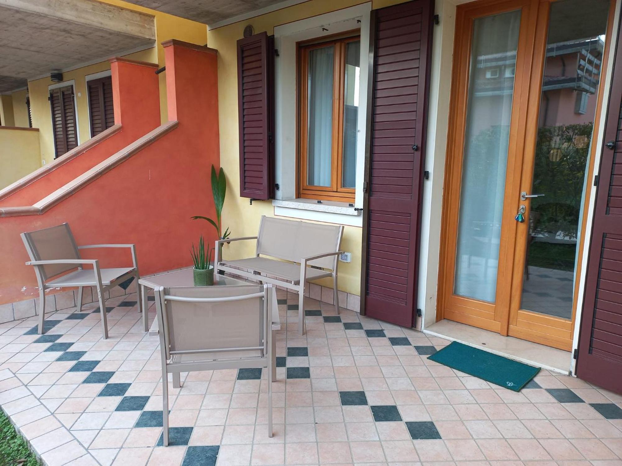 Hoya Apartment Sirmione Bagian luar foto