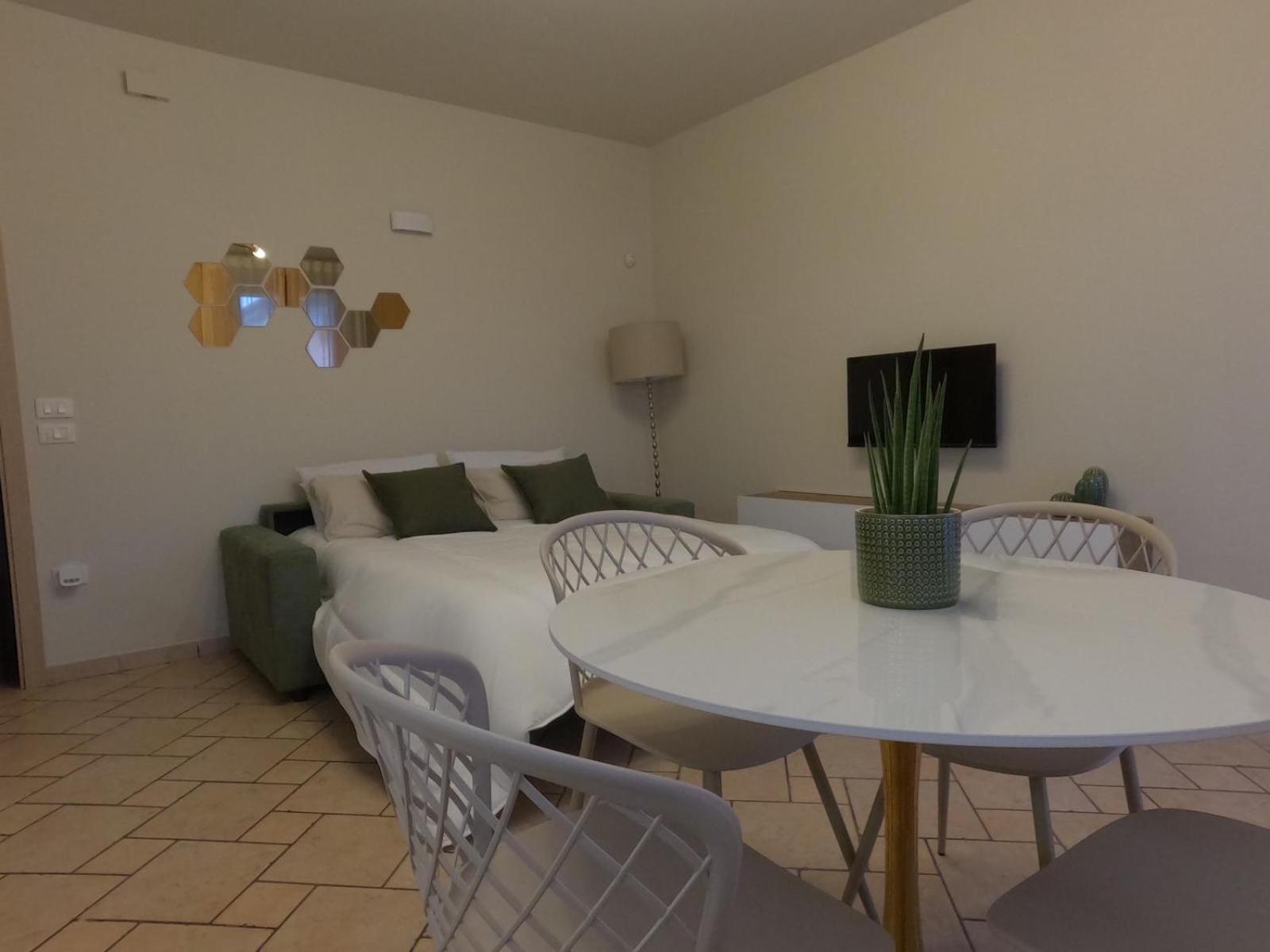 Hoya Apartment Sirmione Bagian luar foto